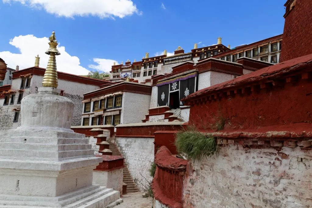 thanh-pho-Shigatse-co-xua